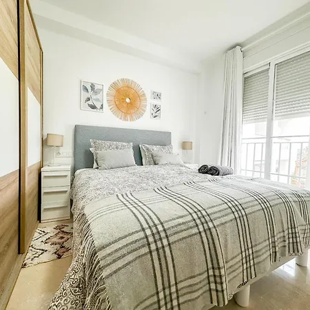 Apartment Small Oasis #3 *